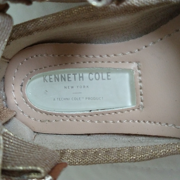 Kenneth Cole Reaction Toddler Girl shoes - Picture 6 of 7